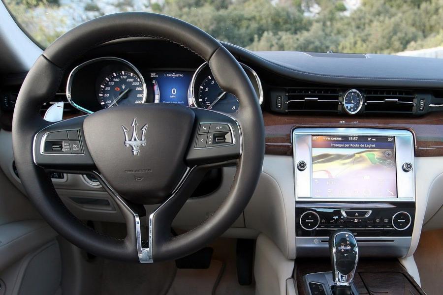  Maserati Quattroporte 2012 года  (фото 63 из 126)
